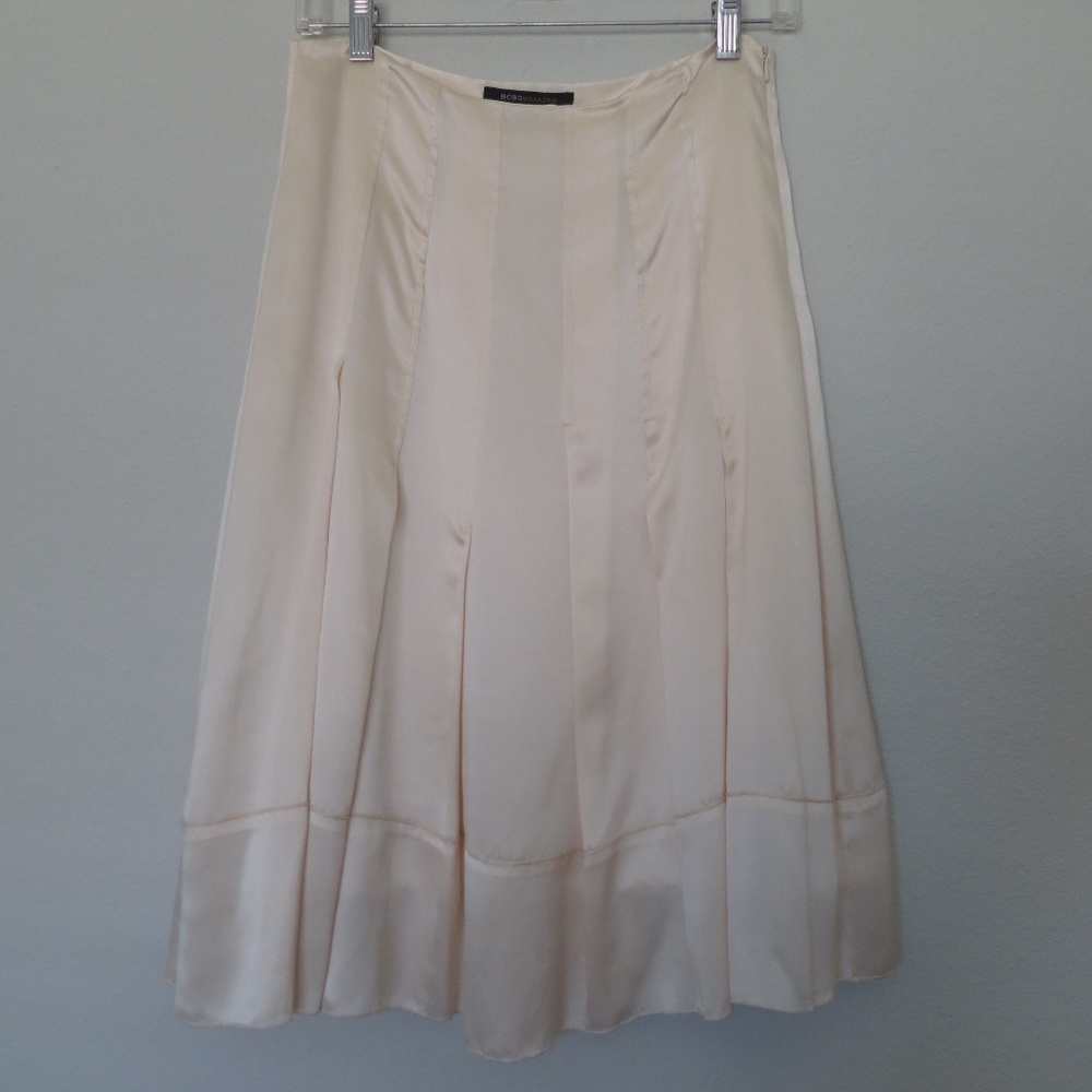 BCBG cream silk skirt